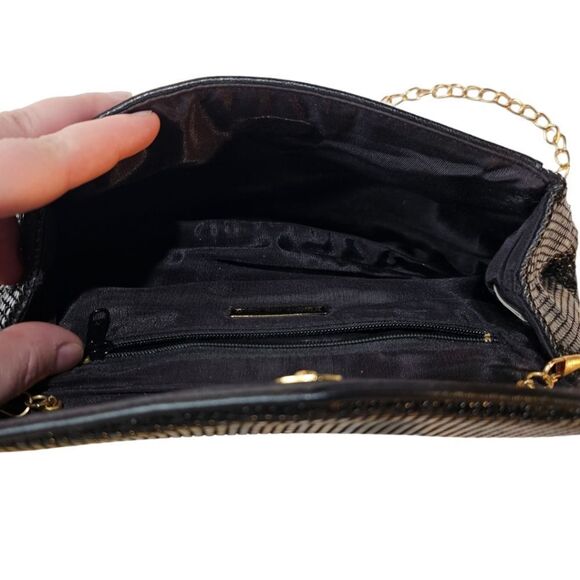 Whiting and Davis Vintage 1980s Metal Mesh Black Evening Bag - Picture 3 of 11